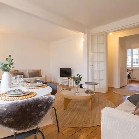 Apartamento Haussmann Flat - Jardin Des Plantes 6 Guests París